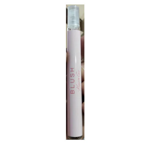 Presentación de Kenneth Cole Blush Women Eau de Parfum (EDP) Spray 0.34 oz / 100 ml